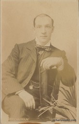Lauder 176