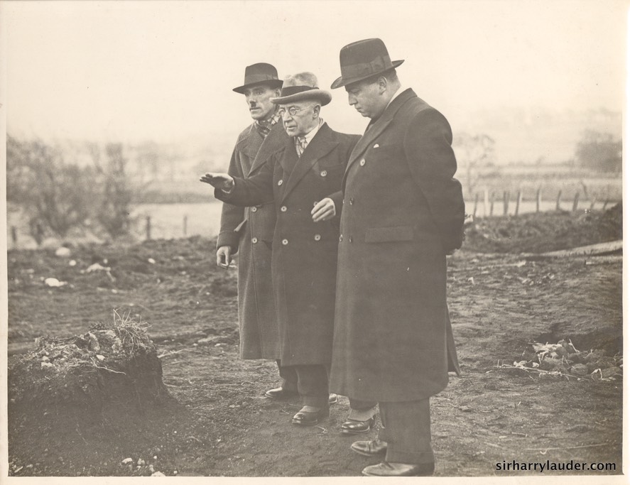 Lauder Ha' Construction Undated Ray Topping Press Photographer 3