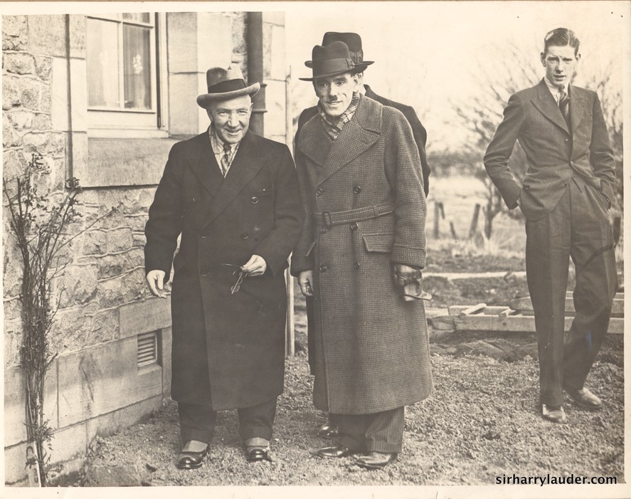 Lauder Ha' Construction Undated Ray Topping Press Photographer 4