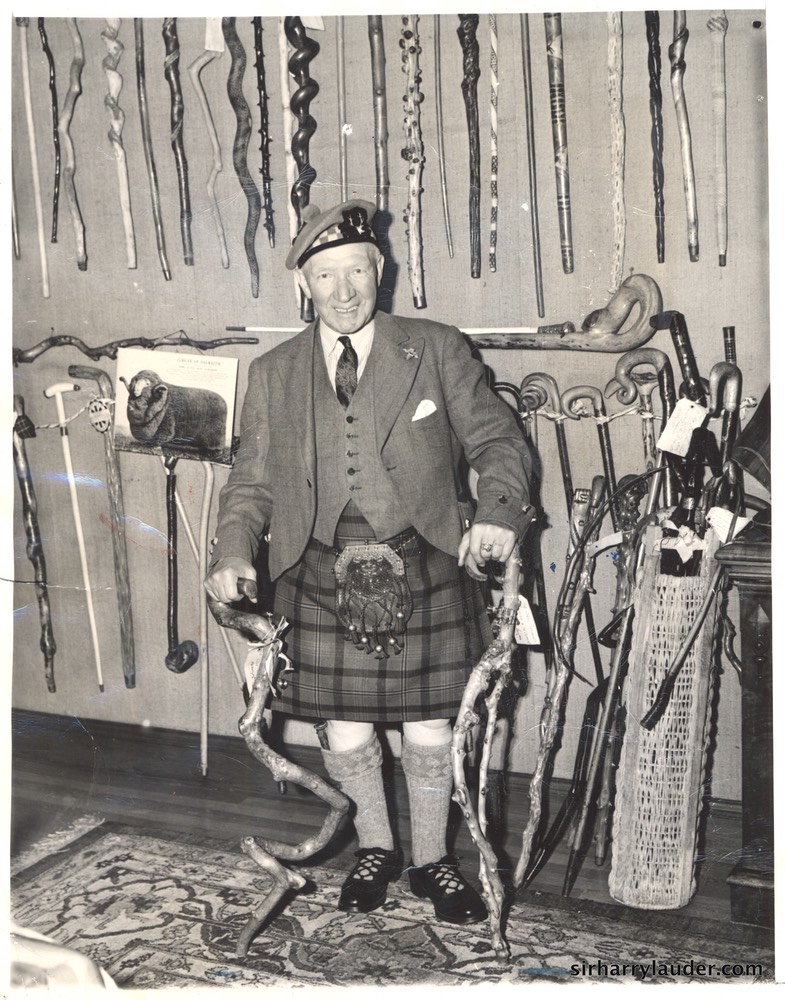 Lauder Ha' Curio Room Dated 1944 