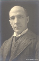 Photo Undated Verso Harry Lauder Now Playing In New York