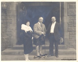 Sir Harry Greta & Matt Lauder Autographed Undared Verso Pencil Strathaven